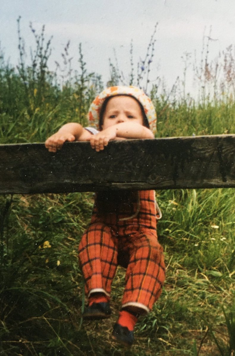 печальный демон tweet media