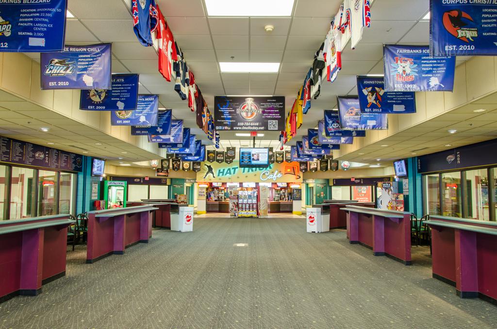 Emperor Pebbles 🐧 tweet media