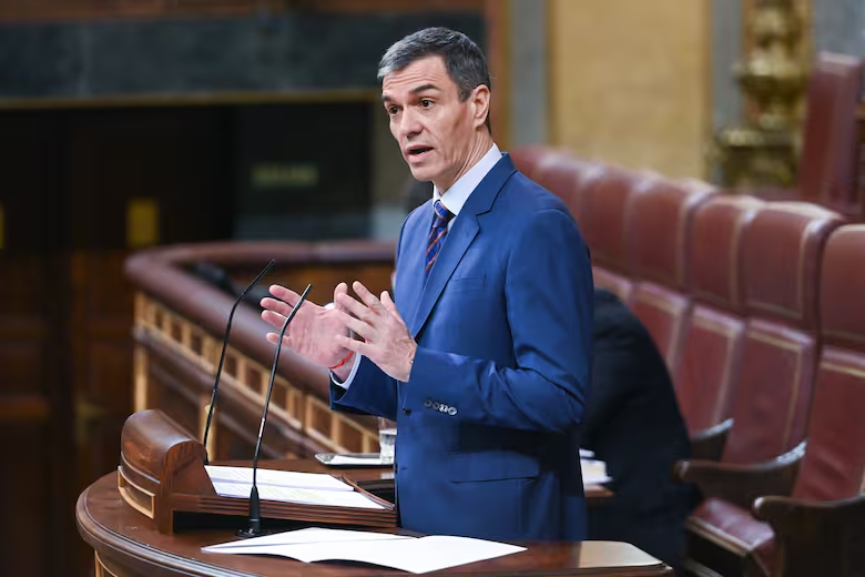 perinno's tweet photo. Soc pro @POTUS i @Netanyahu i veig que en el reportatge del @WSJ, @sanchezcastejon demostra una astúcia política que desmunta tota la gran hipocresia del fatxeriu 🇪🇸.
El meu vot: @orriolsderipoll a la #Nació i #Sánchez a #Estat. I tant.☝️
👇
https://t.co/gJOXKwvbn8
©️perinno🏌️♂️ https://t.co/VK00KUN5qS