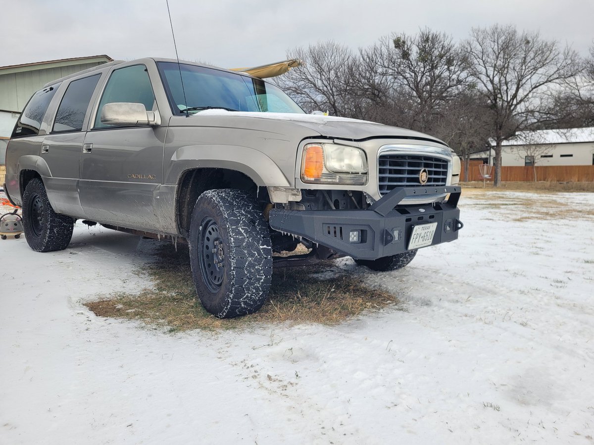 Kenneth Walton tweet media