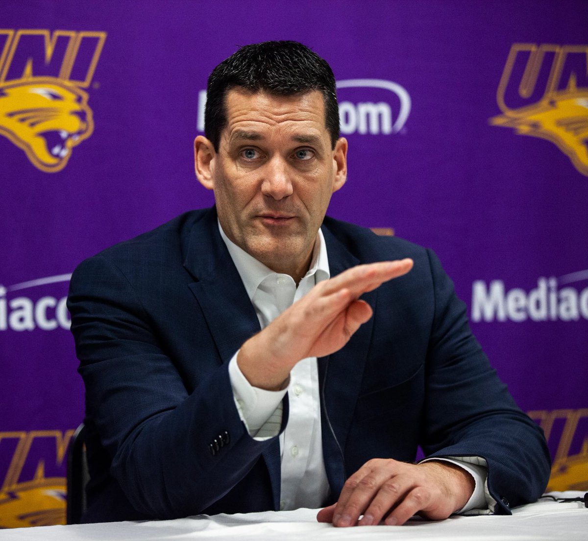 IowaChill's tweet image. BREAKING: Utah State hiring UNI basketball coach Ben Jacobson