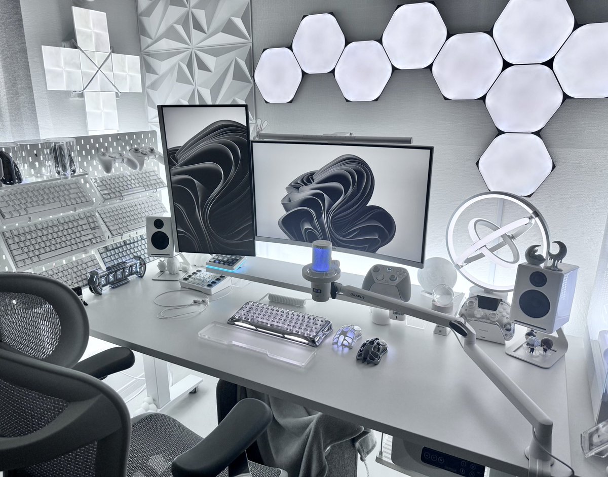 きらく︎︎︎︎︎︎☾*。 tweet media