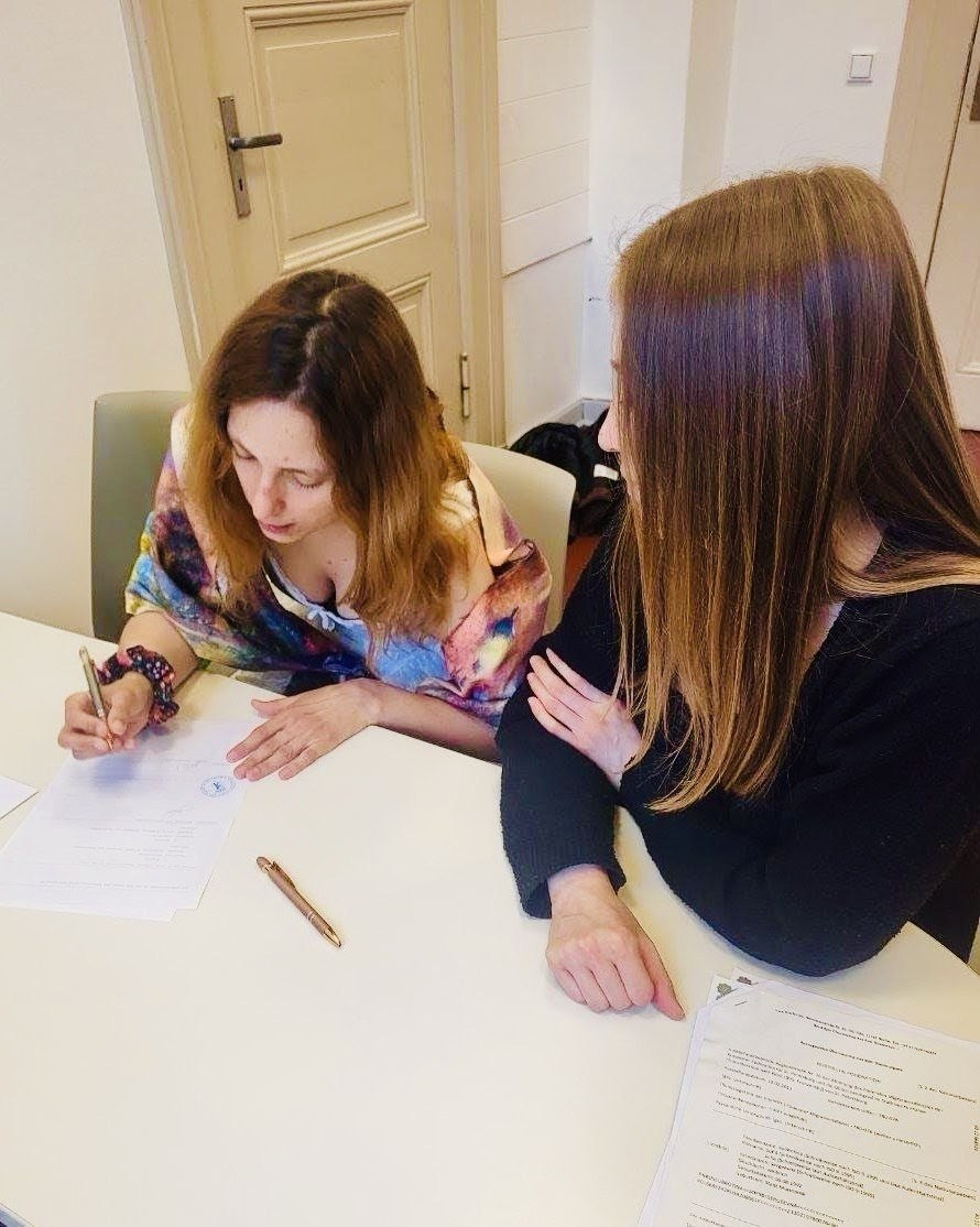 «Бумага» tweet media