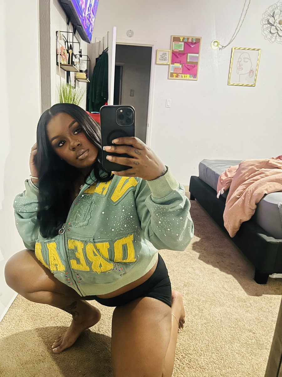 24 K . hairstylist tweet media