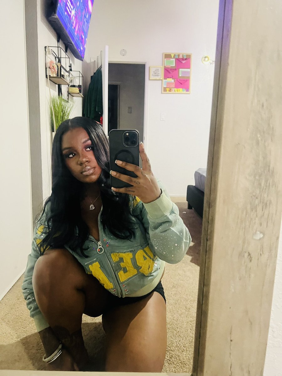 24 K . hairstylist tweet media