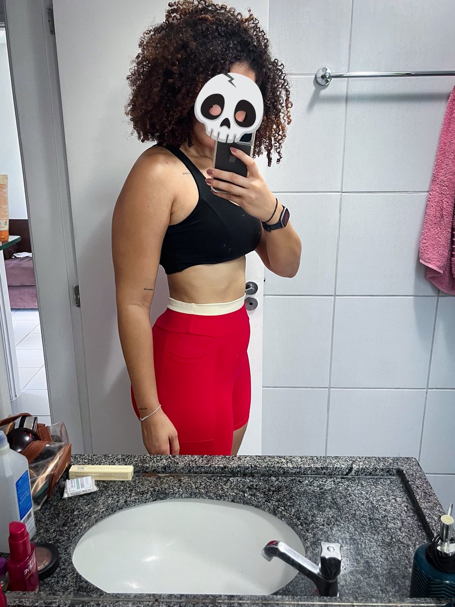 _almeidare's tweet photo. Pouco humilde pra dizer que finalmente cheguei aos 85kg https://t.co/u3mDntnWeN