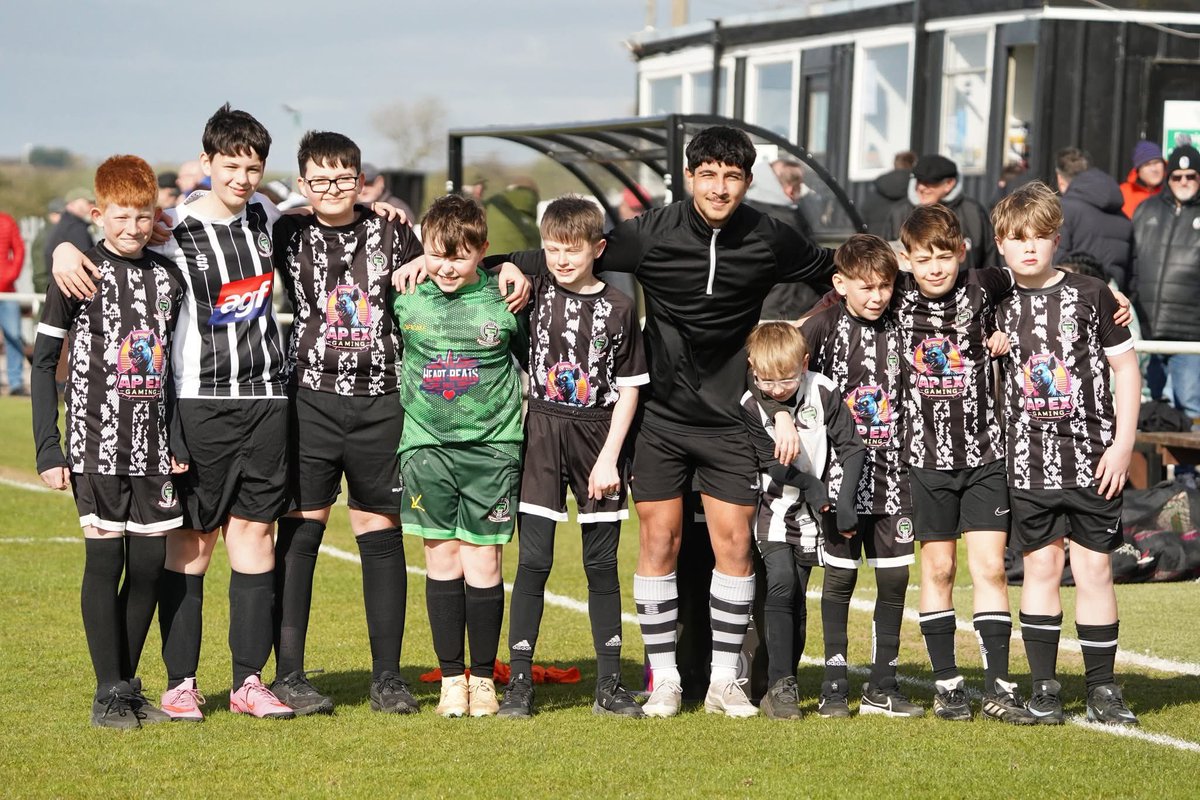 Retford United (P) tweet media