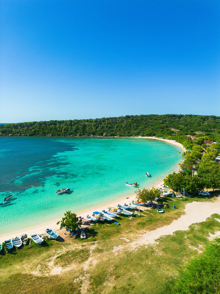 Top 3 Playas más bonitas de Puerto Plata:

1. La Playita
2. El Viejo Oscar
3. La Ensenada