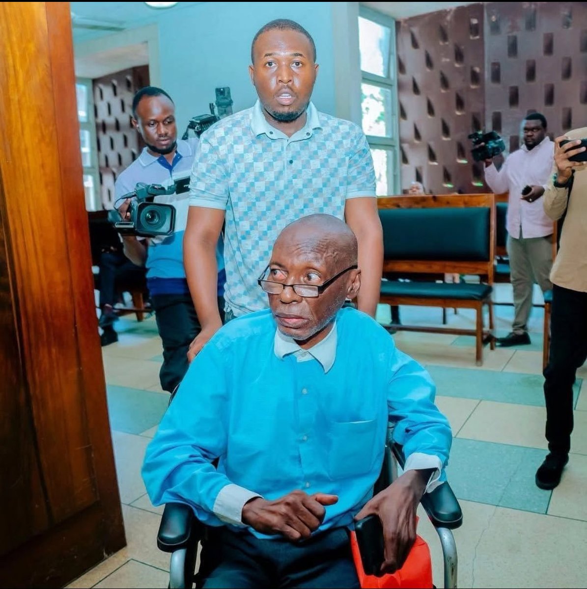 Rest in peace Mh. Bwege. Umesimamia haki na ukweli katika maisha yako yote.