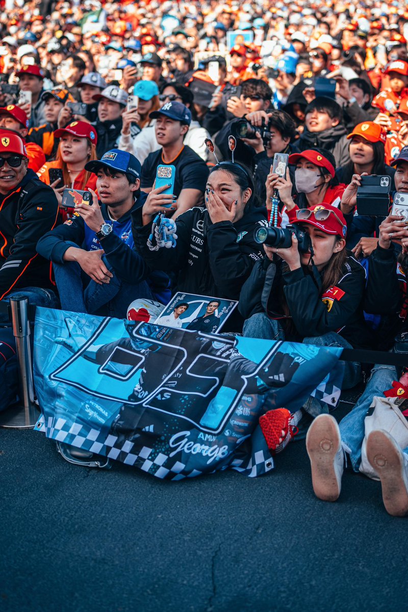 George Russell tweet media