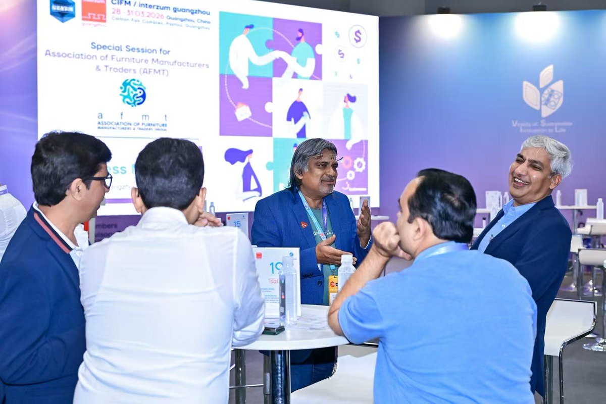 interzumGZ's tweet photo. Live matchmaking in action! 🤝⚡

Buyers and exhibitors at interzum guangzhou 2026 are connecting, discovering new opportunities, and sealing the deal - from exploring innovative solutions to sparking conversations that turn into real partnerships.

#interzumworldwide https://t.co/cbqiIluiOy