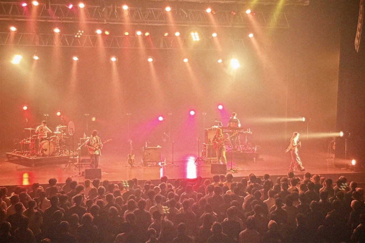 Chilli Beans. tweet media