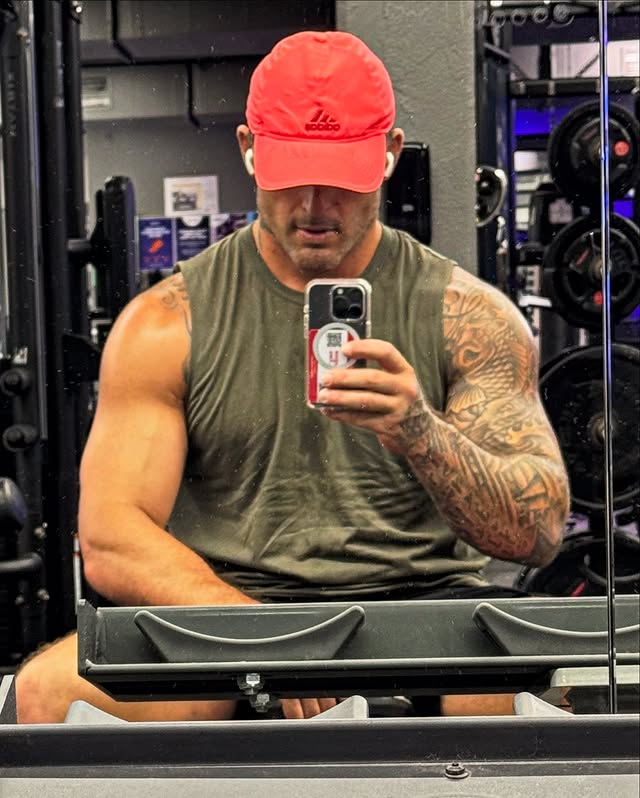 Daniel Conn tweet media