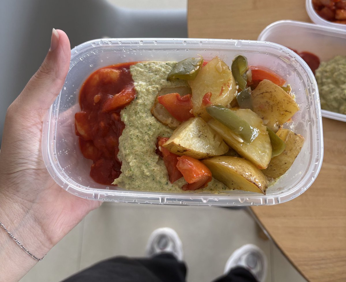 who 🐴 (-5kg/15kg) tweet media