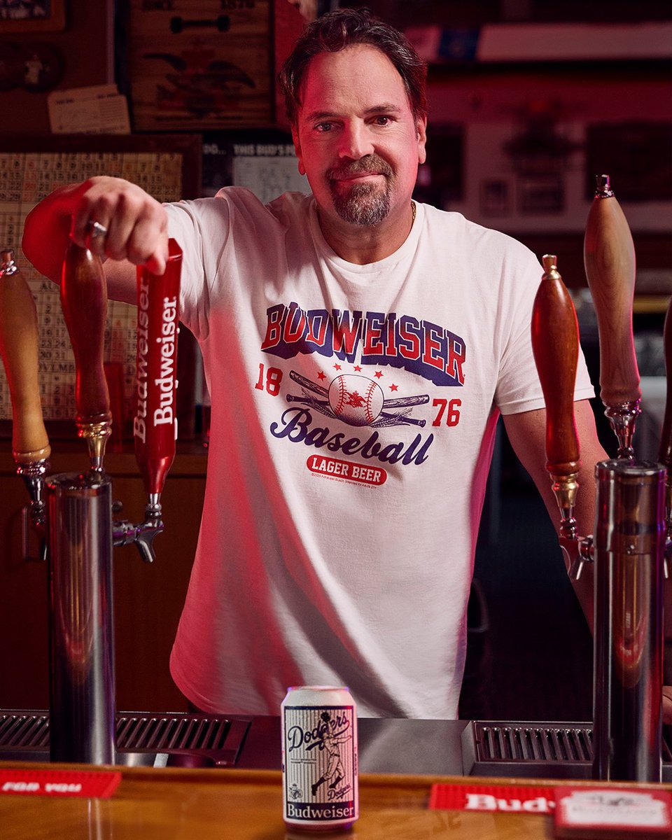 Budweiser tweet media