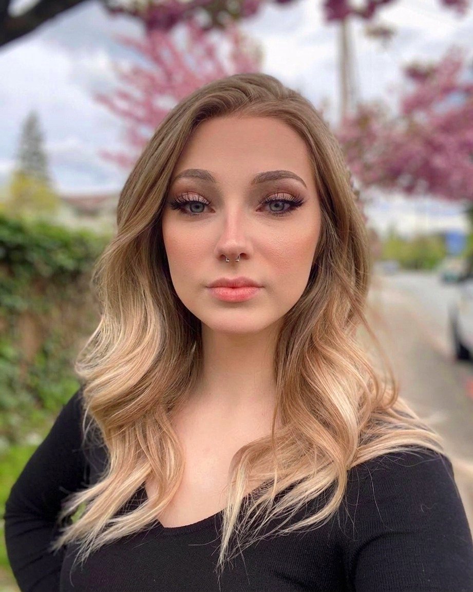 gas station dream girl tweet media