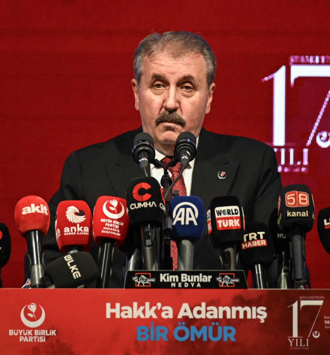 BRİEFLY tweet media