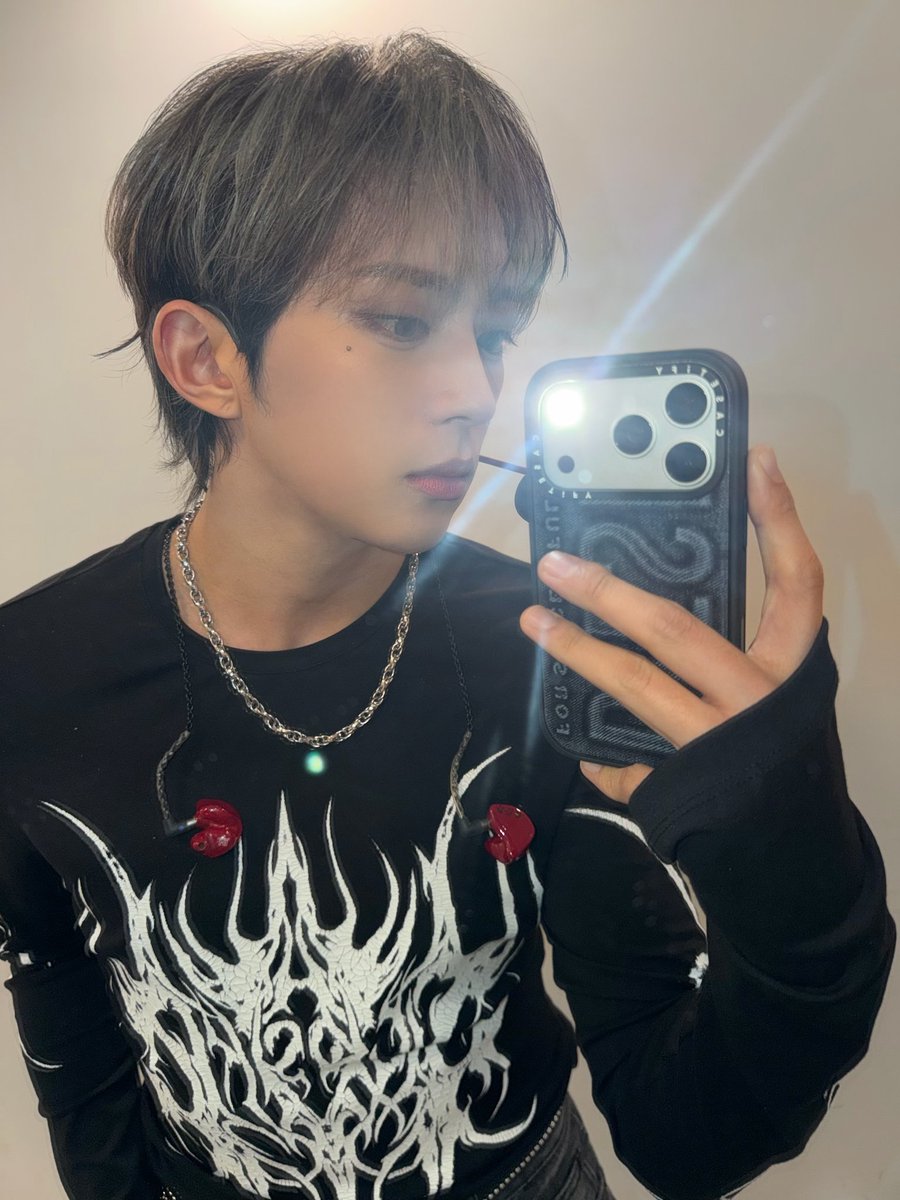 for DKB ☆ tweet media