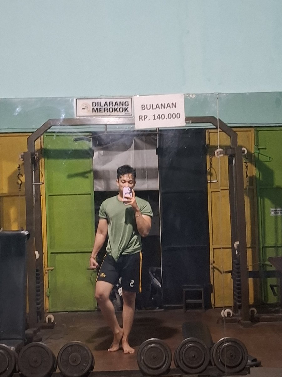 uknowlahh tweet media