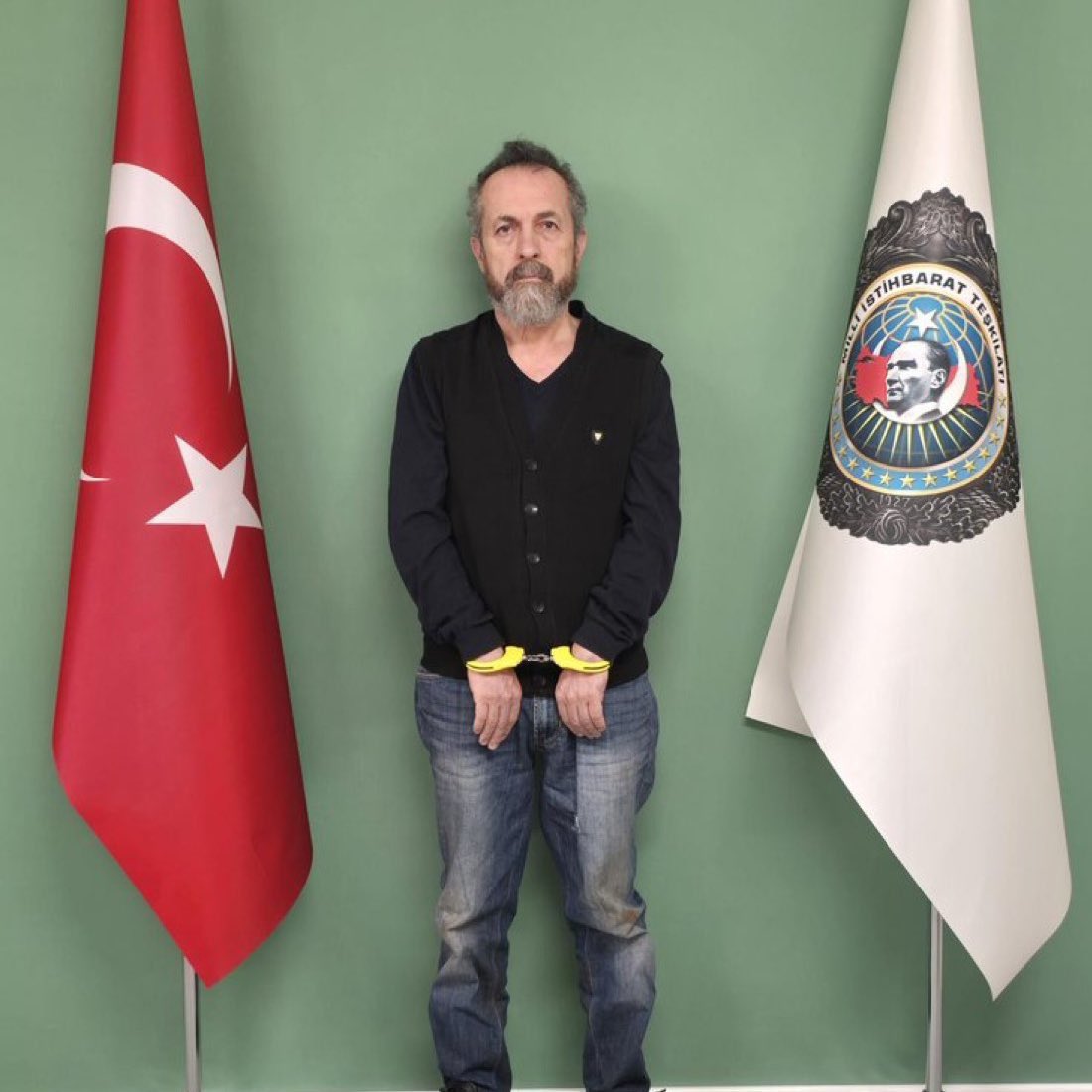 Tarık tweet media