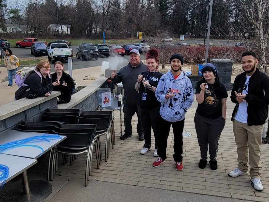 CT State Asnuntuck tweet media