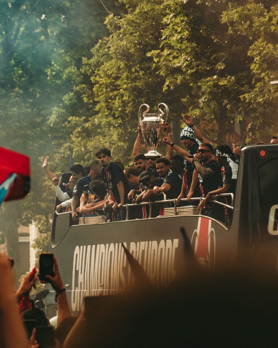 PSG Pictures That Go Hard tweet media