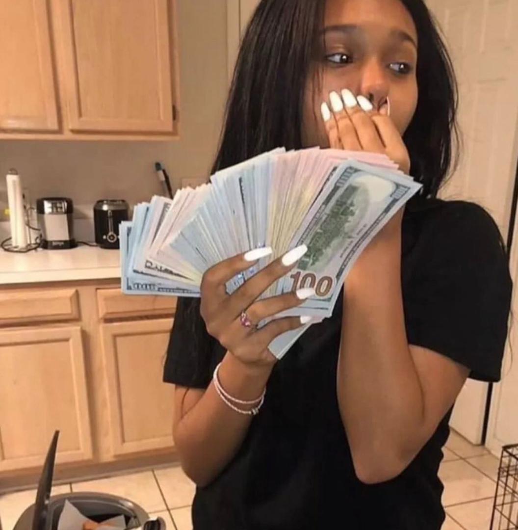 Julie-Leach432 tweet media