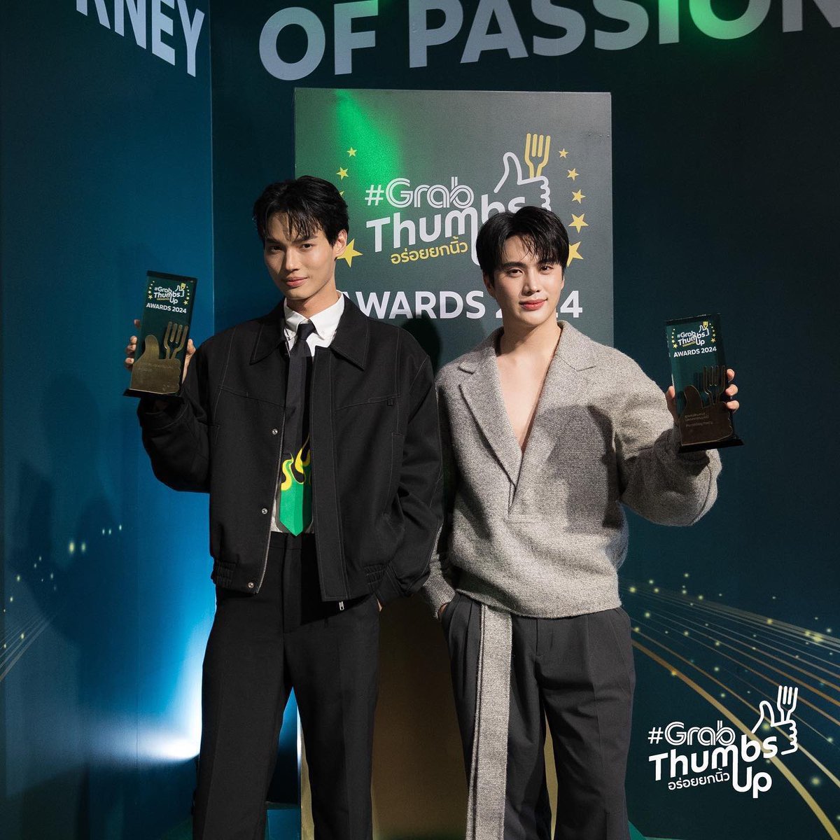 BLUEHEART_CH's tweet photo. รับรางวัลกันทุกปี เก่งมาก ยินดีด้วยค่า ✨👏🏻💓 https://t.co/sdSZ8McSY1