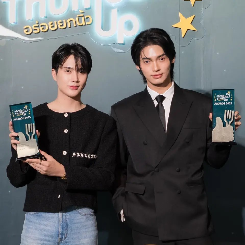 BLUEHEART_CH's tweet photo. รับรางวัลกันทุกปี เก่งมาก ยินดีด้วยค่า ✨👏🏻💓 https://t.co/sdSZ8McSY1