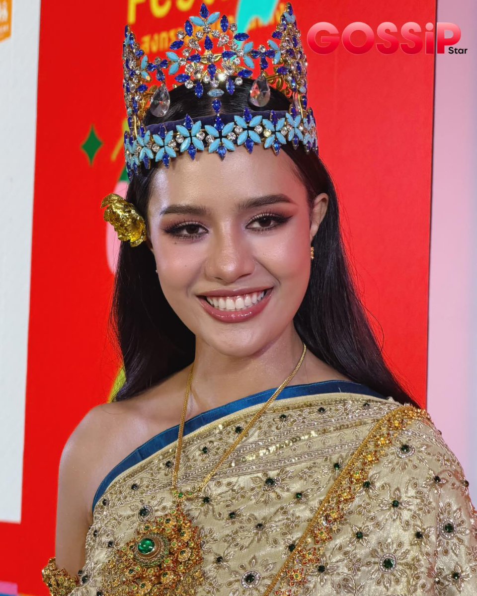 Gossipstar_News's tweet image. นี่นางงามหรือนางฟ้า! #โอปอลสุชาตา สวยสง่าในชุดไทย พร้อมมงกุฎ #MissWorld2025 ร่วมเปิดตัวเป็นนางสงกรานต์ เพื่อชวนสนุกสนานตอนรับประเพณีสงกรานต์ ประจำปี 2569 ที่กำลังมาถึง…

#ข่าวบันเทิง
#gossipstar