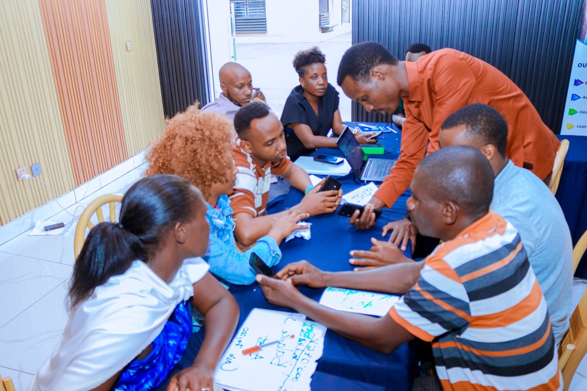 BusinessImanzi's tweet image. Growing and expanding agribusiness depends largely on how well data is managed and used. 📊🌱
Digital innovation strengths  Agri- SMEs journey towards sustainable businesses 
#DataManagement #AgriMSMEs

@ADAimpactlu @PSF_RWA