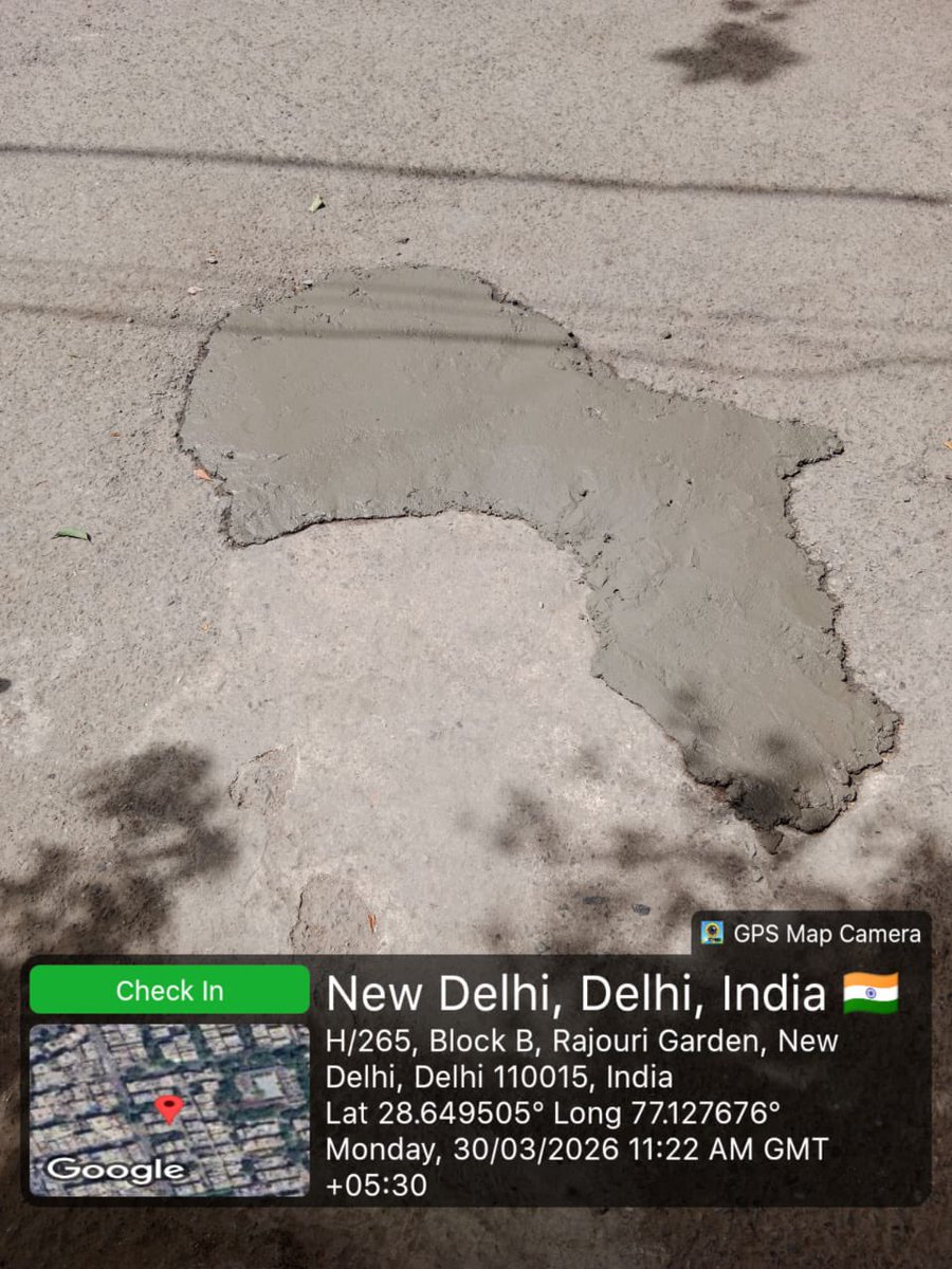 kbzdc's tweet image. Patch repair work carried out to address damaged road stretches, ensuring smoother and safer commuting for residents. 

Continuous efforts underway to improve civic infrastructure.

#MCD #RoadMaintenance #CleanDelhi