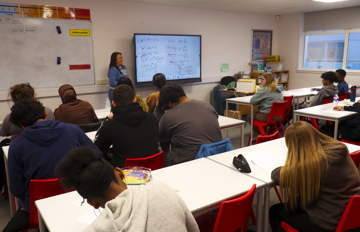 leamanorschool's tweet photo. Even though it's the holidays, some of our Year 11 pupils are taking additional intervention sessions ahead of their GCSEs starting in the summer term.

This extra support will help our pupils to get the best results in their exams &amp; help them be more confident in their knowledge https://t.co/RUBFzBQ8fj