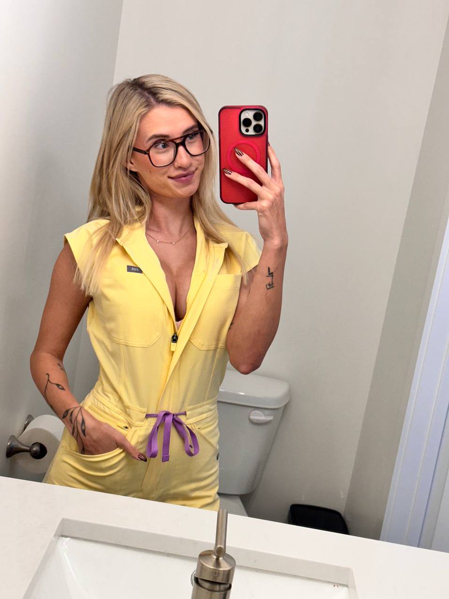 nurseariaxo's tweet image. If I’m your nurse, are you ever actually leaving the hospital? 🏥💛

#Nursearia #Nursing #Medical #Scrubs #USRN