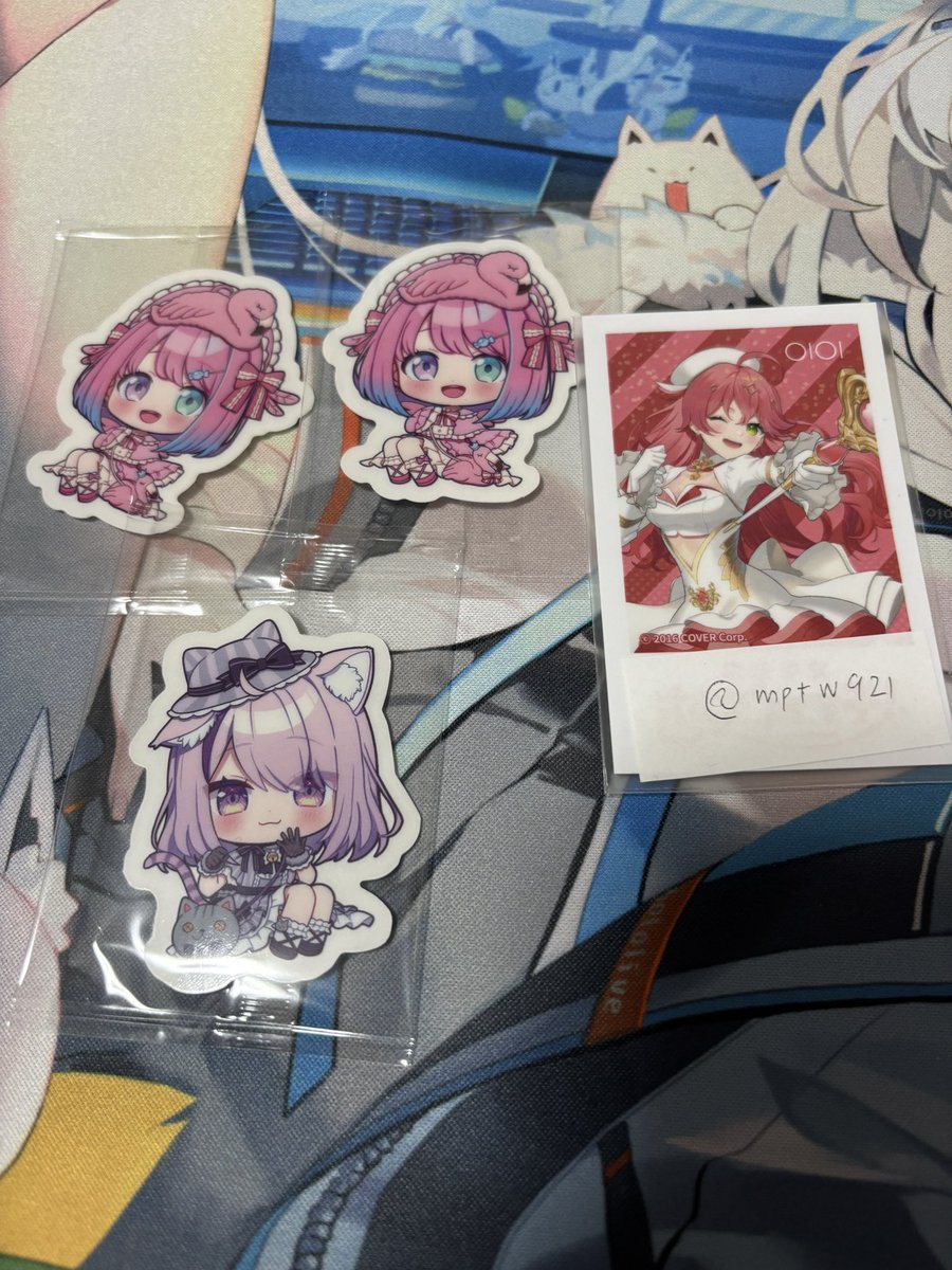 てとら tweet media