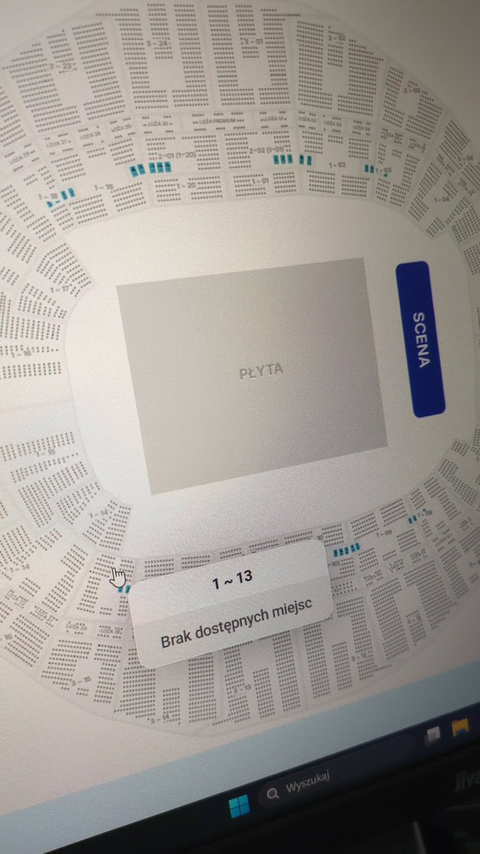 zuz0zeIina 🪩 Occasionally. tweet media