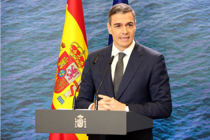 BladeoftheSun tweet media