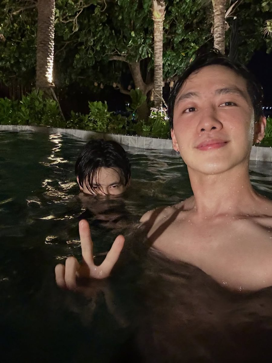 filixxilif's tweet image. บ้อนมาร์คมีอะไรจะบอกนี่ป้ะ อร่อยไม่ต้องชง ให้มันได้งี้ดิวะ my fav bro🤍🤏🏻

#bonnadol #MSIWAT