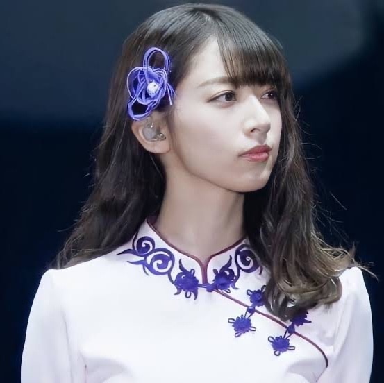 橋本奈々未卒業したとき24歳ってやばくね。うちこんなかっこいい24歳になれなかったんだけど。😭