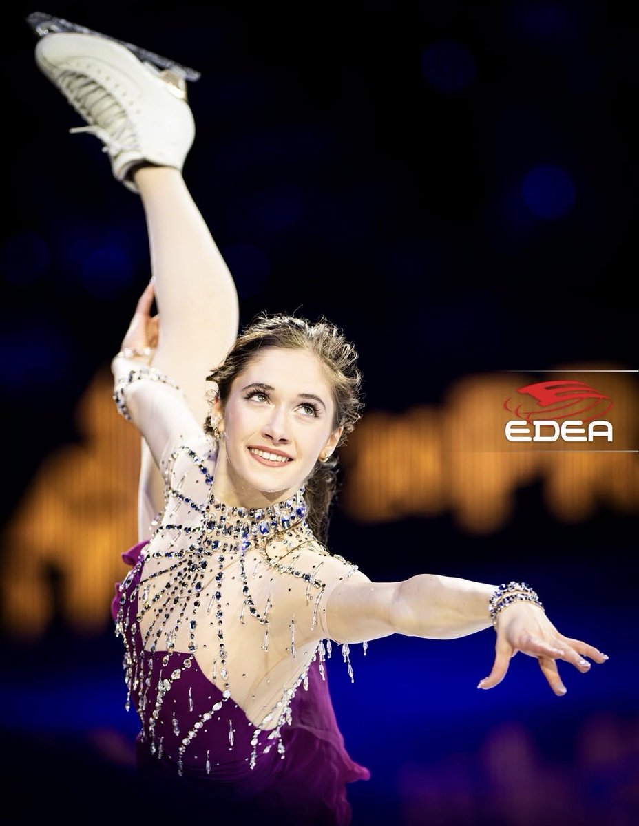 rune ౨ৎ tweet media