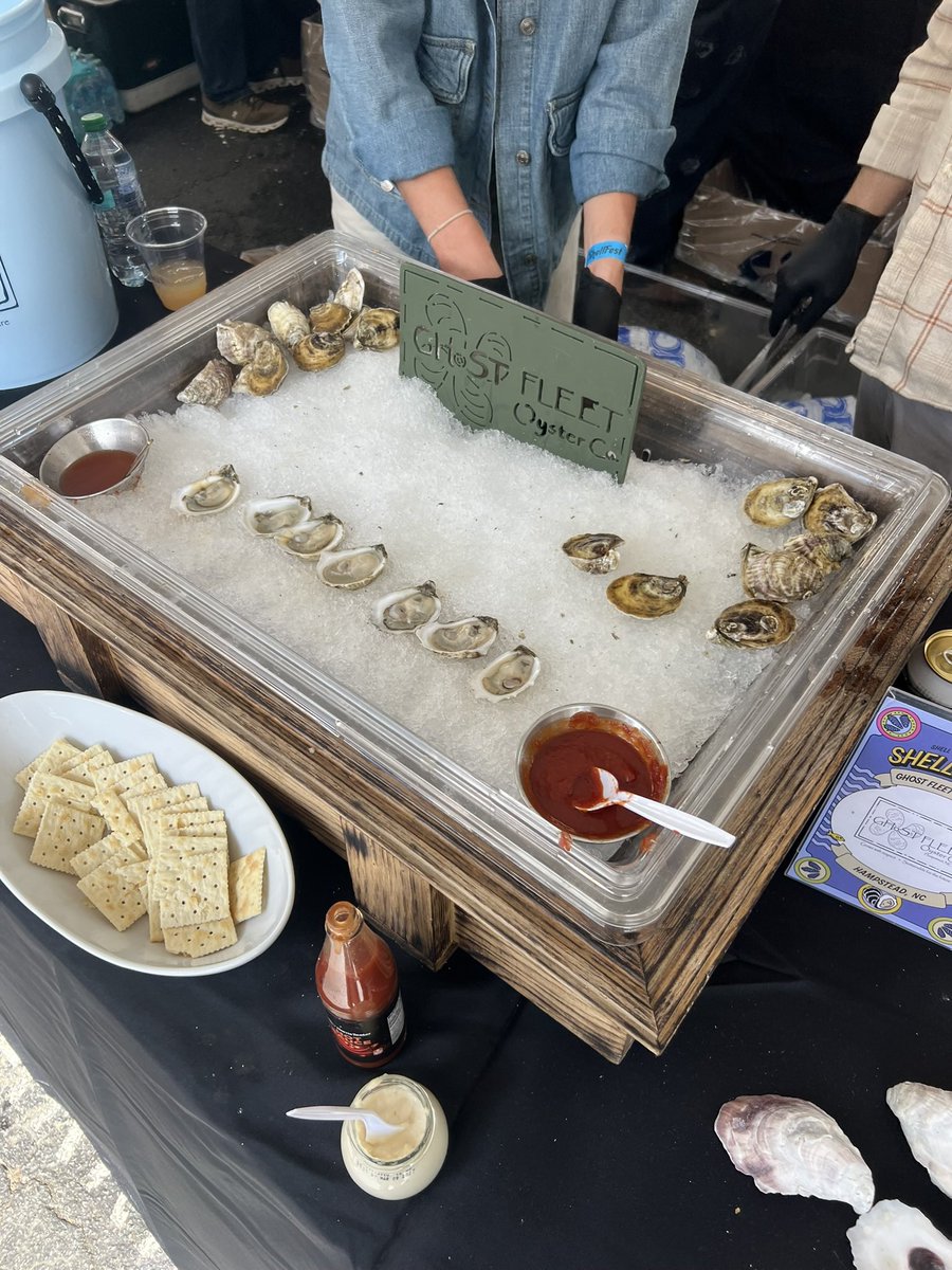 XandersDeion's tweet photo. Jam bands and an oyster festival in the same weekend. The dark side is quickly converting me https://t.co/EXW2jqwufW