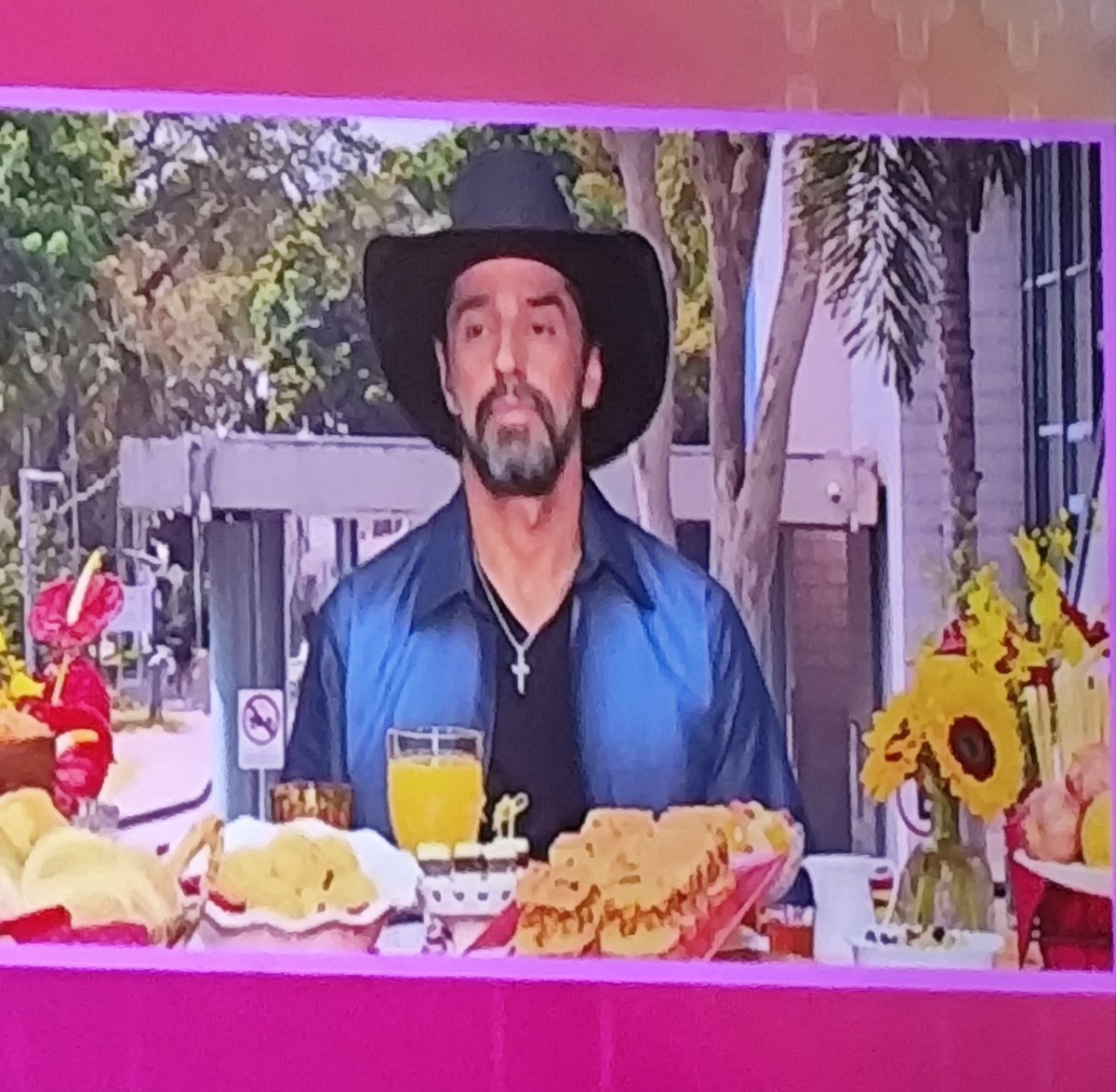 A cara de enterro do Cowboy ao perceber que fez uma merda desgraçada ao falar do pai centenário (e doente) da Ana Paula #BBB26