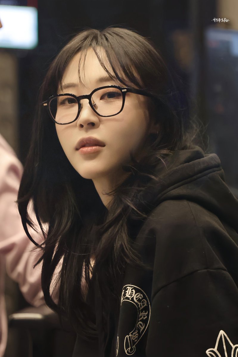 큐트큐트용 tweet media