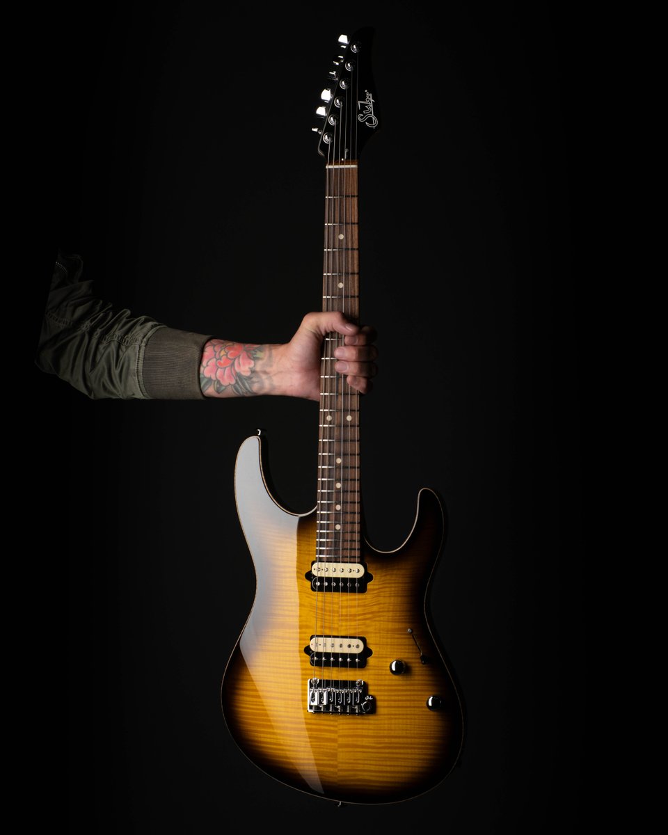 Suhr Custom tweet media