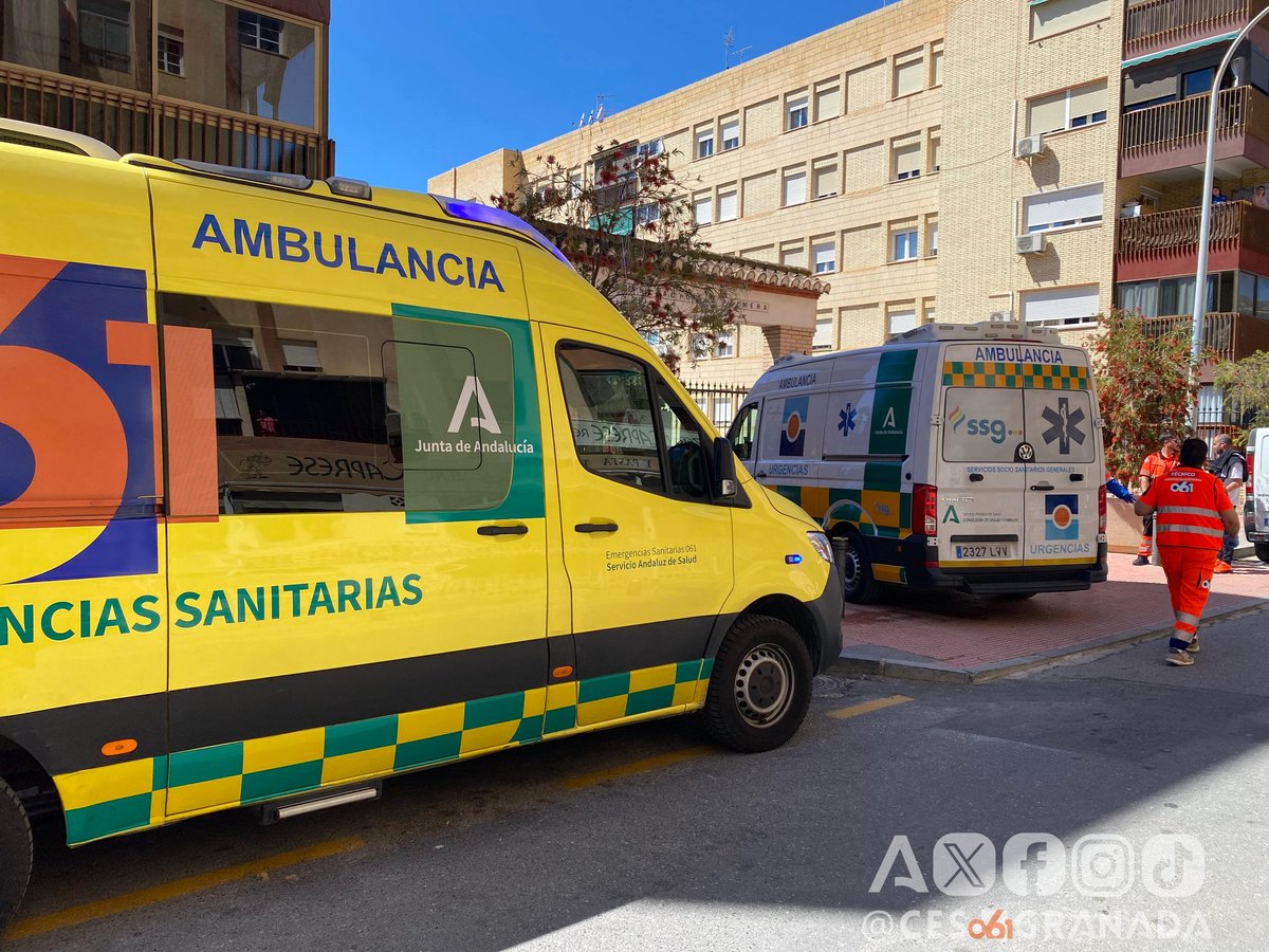 Ces061Granada's tweet image. Hoy sobre 13,20h nuestro Equipo de Emergencias del @ces061granada de Motril, fue activado por nuestro Centro Coordinador para acudir al Hotel Carmen Olas de Almuñecar(Granada), @112andalucia informa que ha ocurrido una deflagracion con incendio en la zona de calderas.