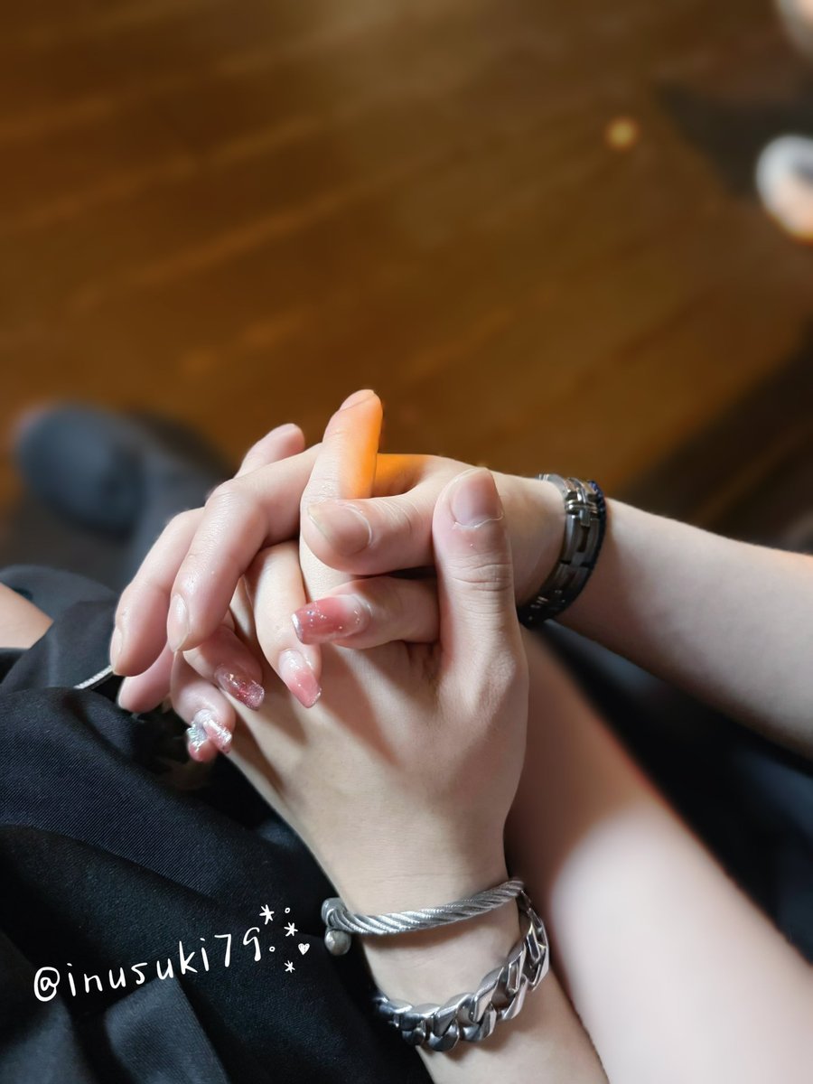 𝒩𝓊𝒾 ฅ^•ﻌ•^ฅ tweet media