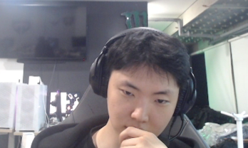 kittytron3000 🐱 tweet media