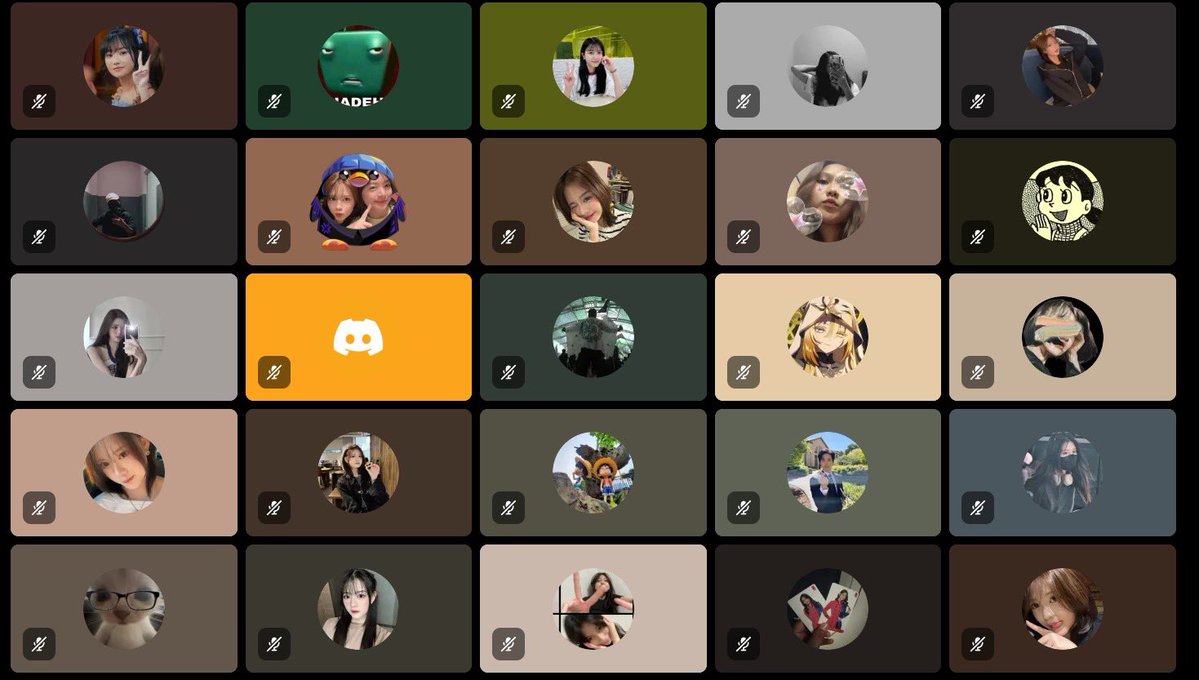 CHRISTYZER tweet media