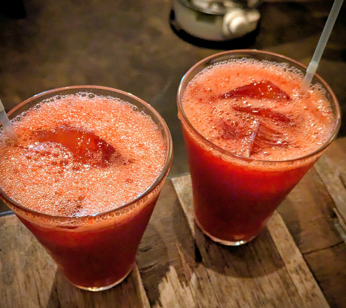 moooting tweet media