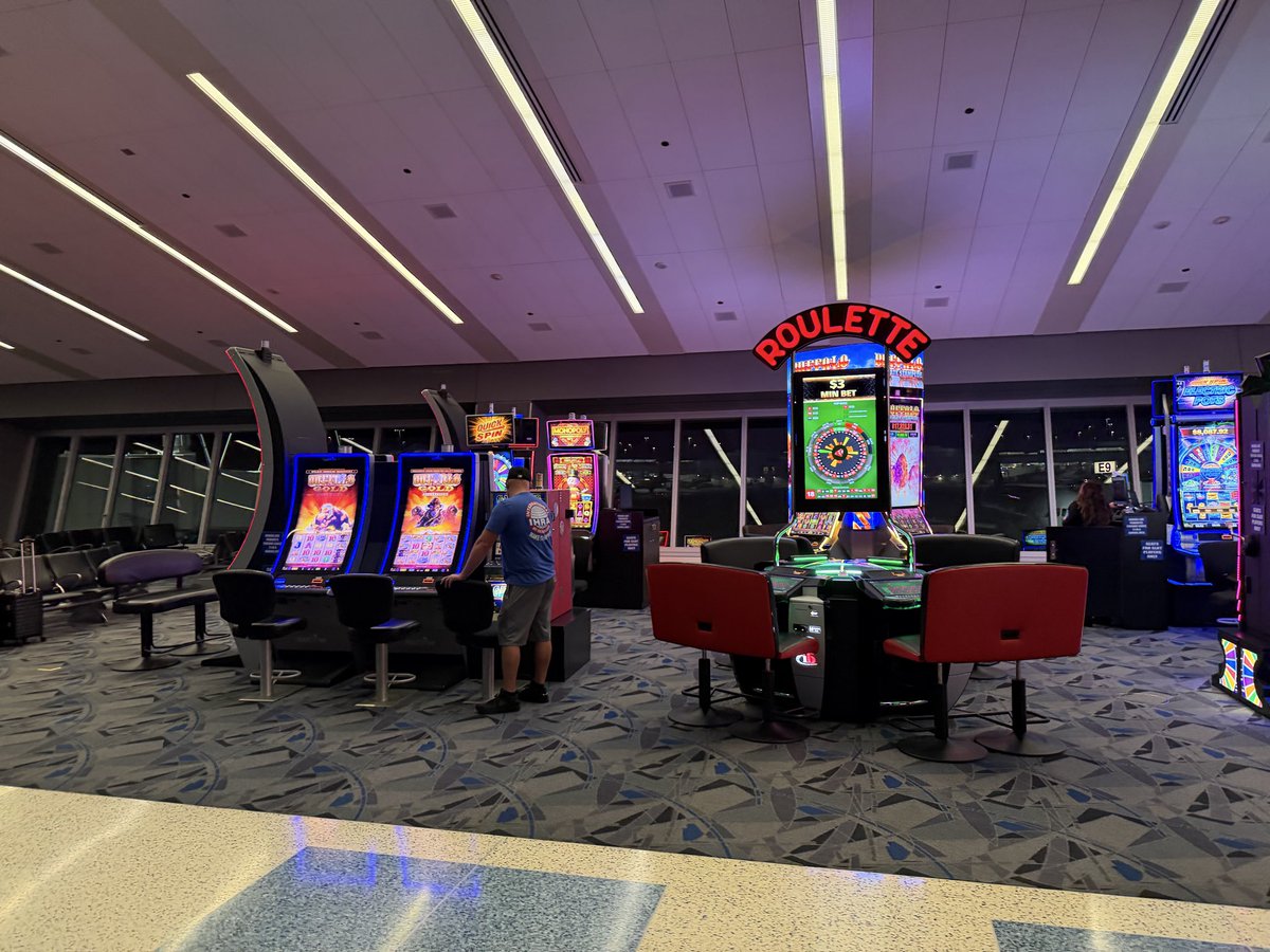 Honest Beacon ☀️ ( LunchBreak) tweet media